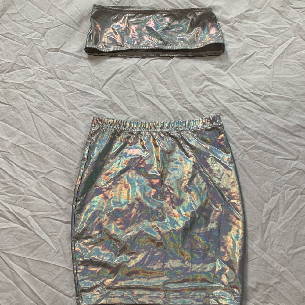 Holographic Silver Skirt Set